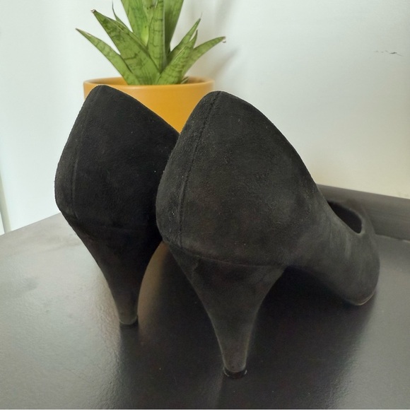Vintage 1980s Charles Jourdan Paris black suede pumps, made in France - size 6 - Picture 8 of 8